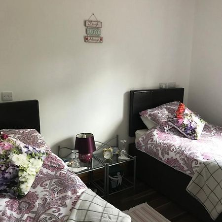 Pat'S Place Apartment Ballaghaderreen Bagian luar foto