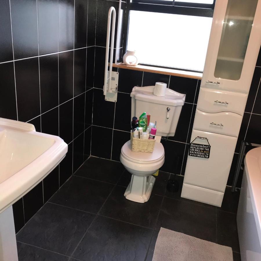 Pat'S Place Apartment Ballaghaderreen Bagian luar foto
