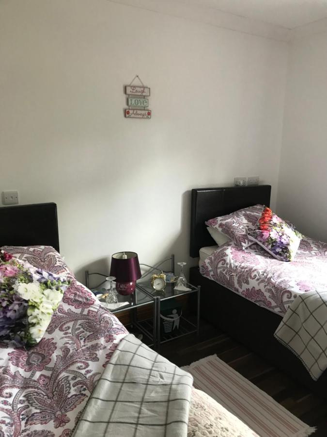 Pat'S Place Apartment Ballaghaderreen Bagian luar foto